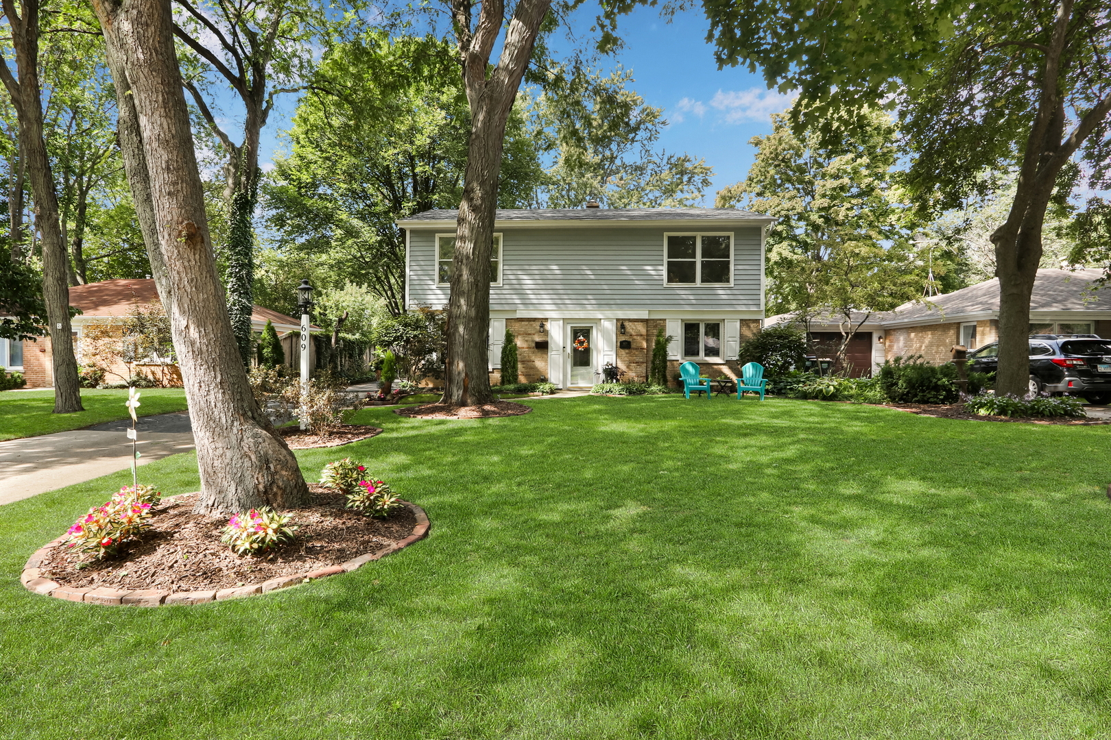 609 Riverside Drive Property Photo