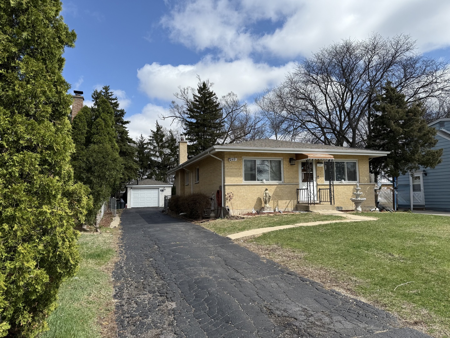 349 Catalpa Avenue Property Photo