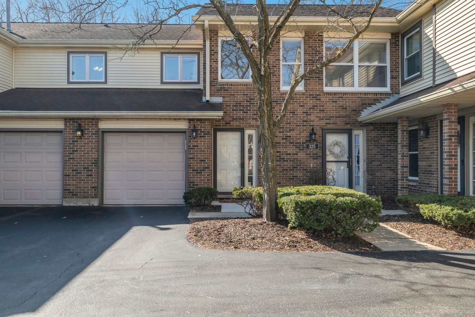 315 W Ivy Lane 3d Property Photo