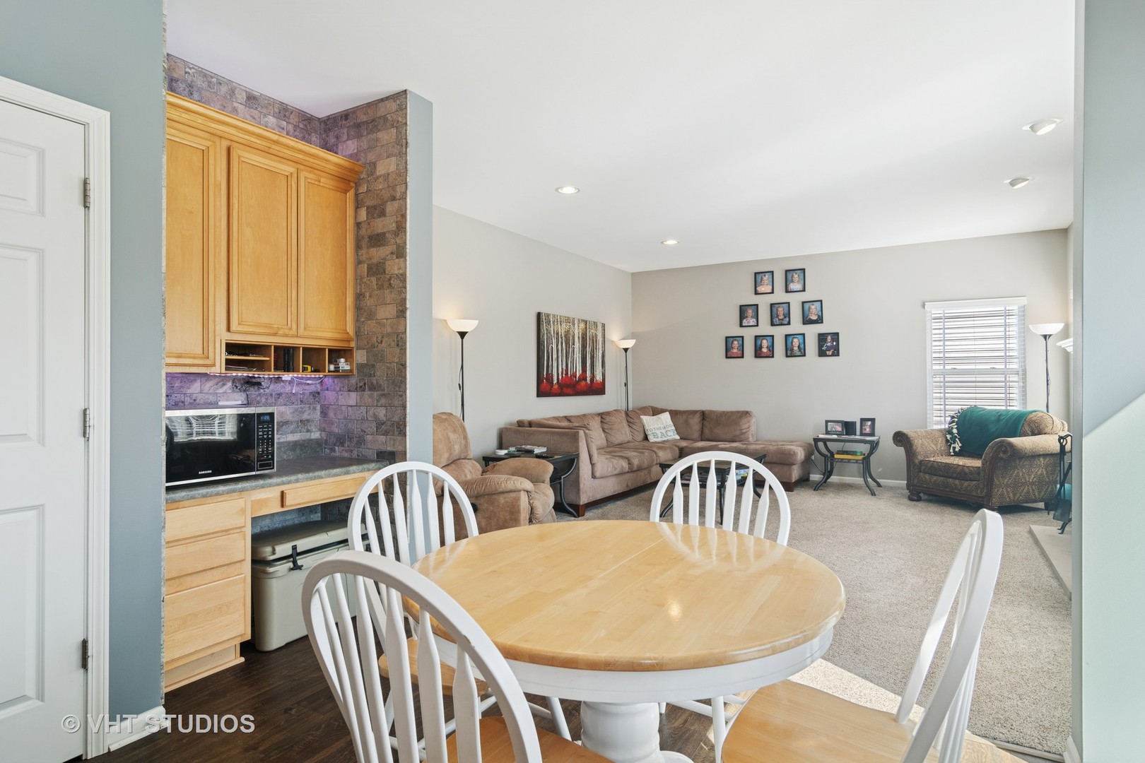 2114 Greenview Drive Property Photo 7