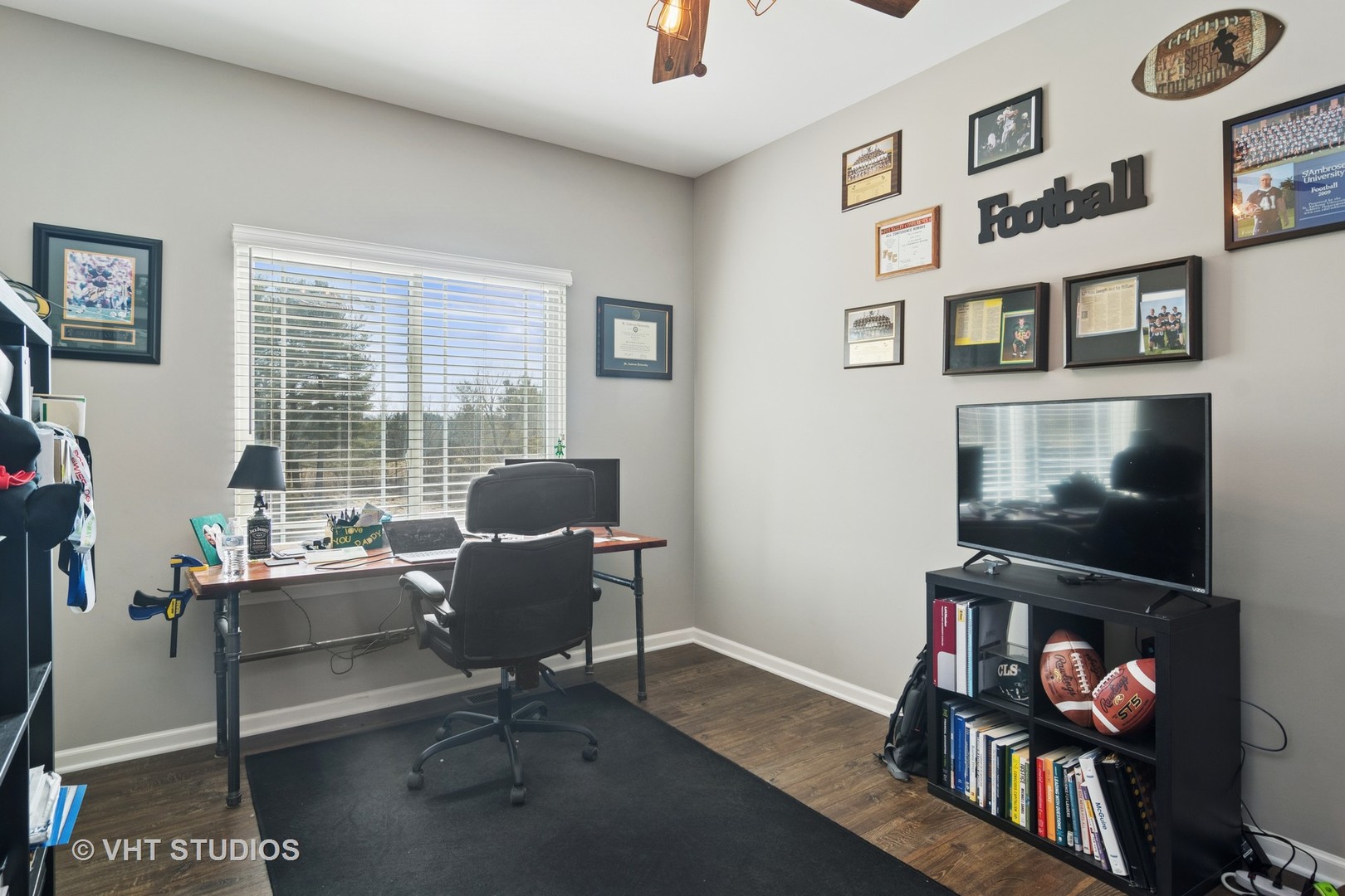 2114 Greenview Drive Property Photo 10