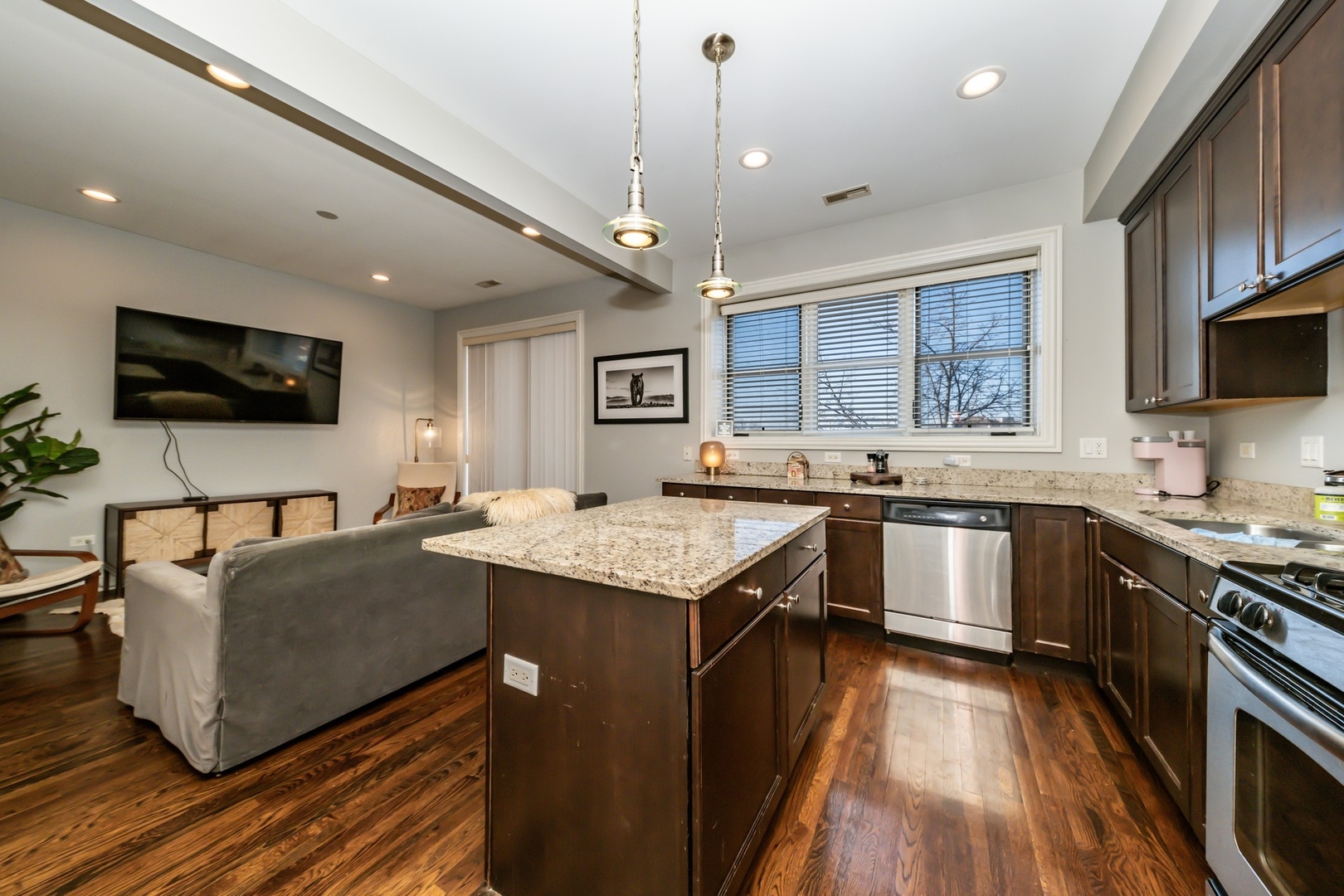 3600 S Halsted Street Property Photo 6