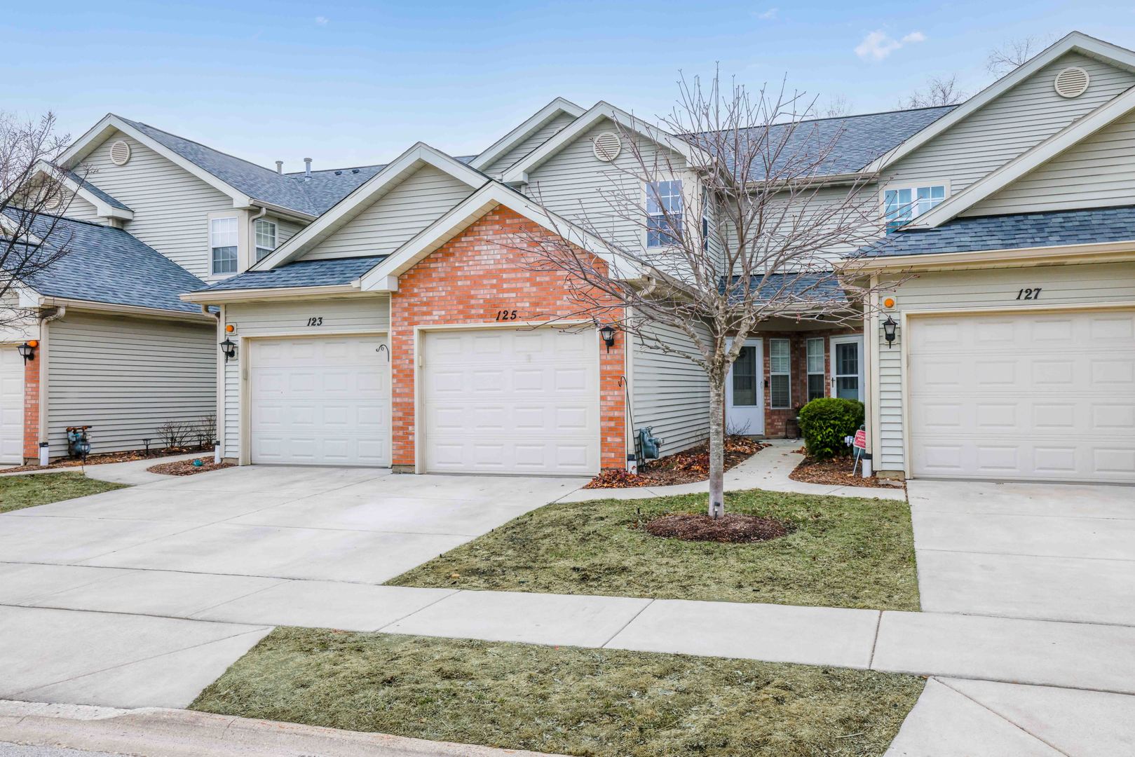 125 Golfview Drive Property Photo