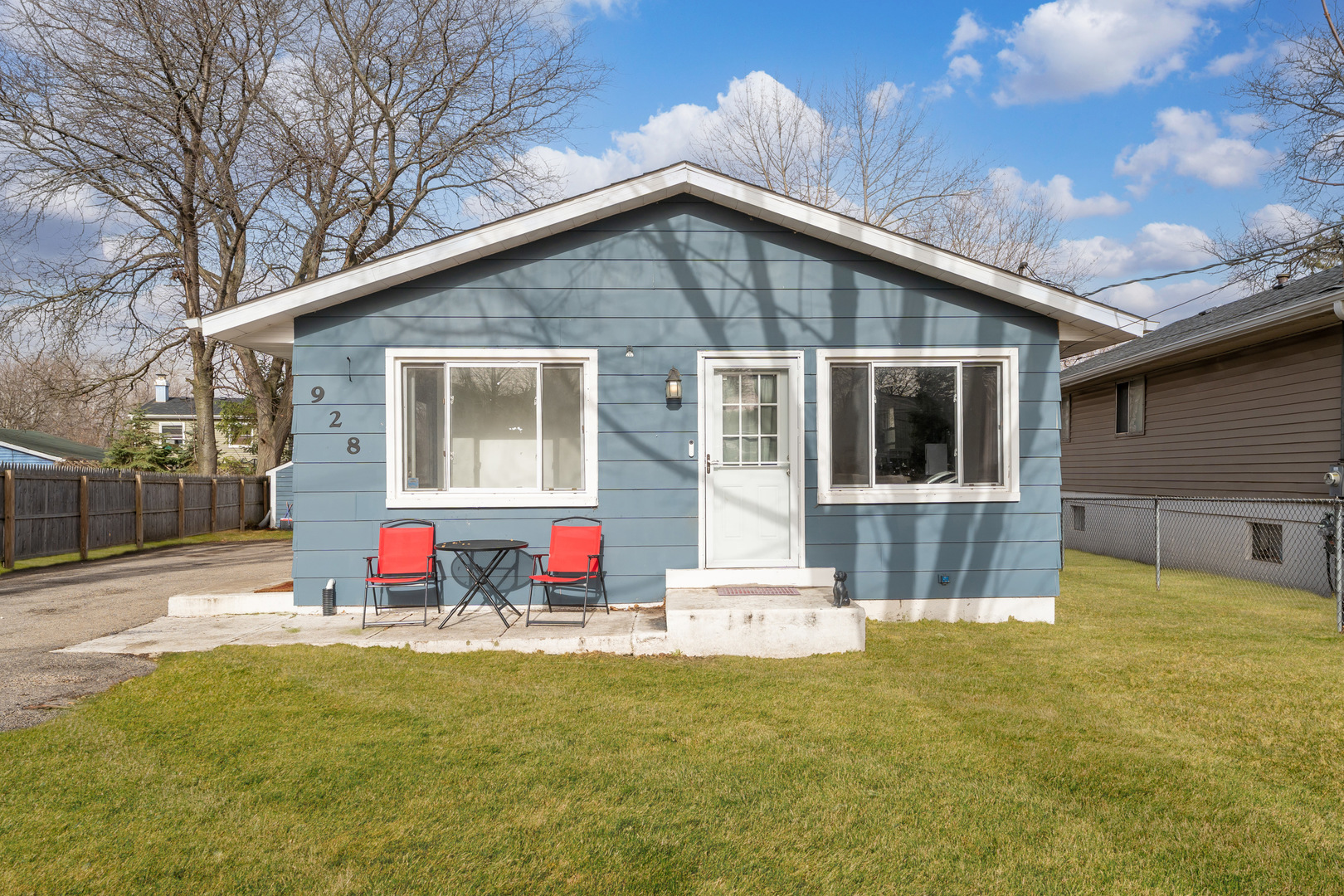 928 Southmoor Lane Property Photo