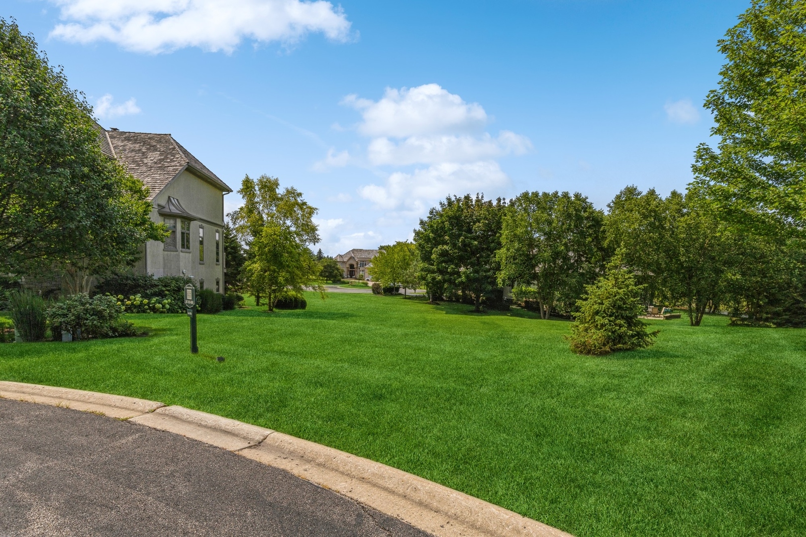 21855 W Murfield Court Property Photo 10