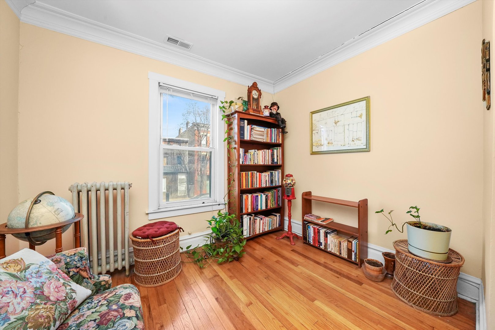 1303 W Chicago Ave Property Photo 18
