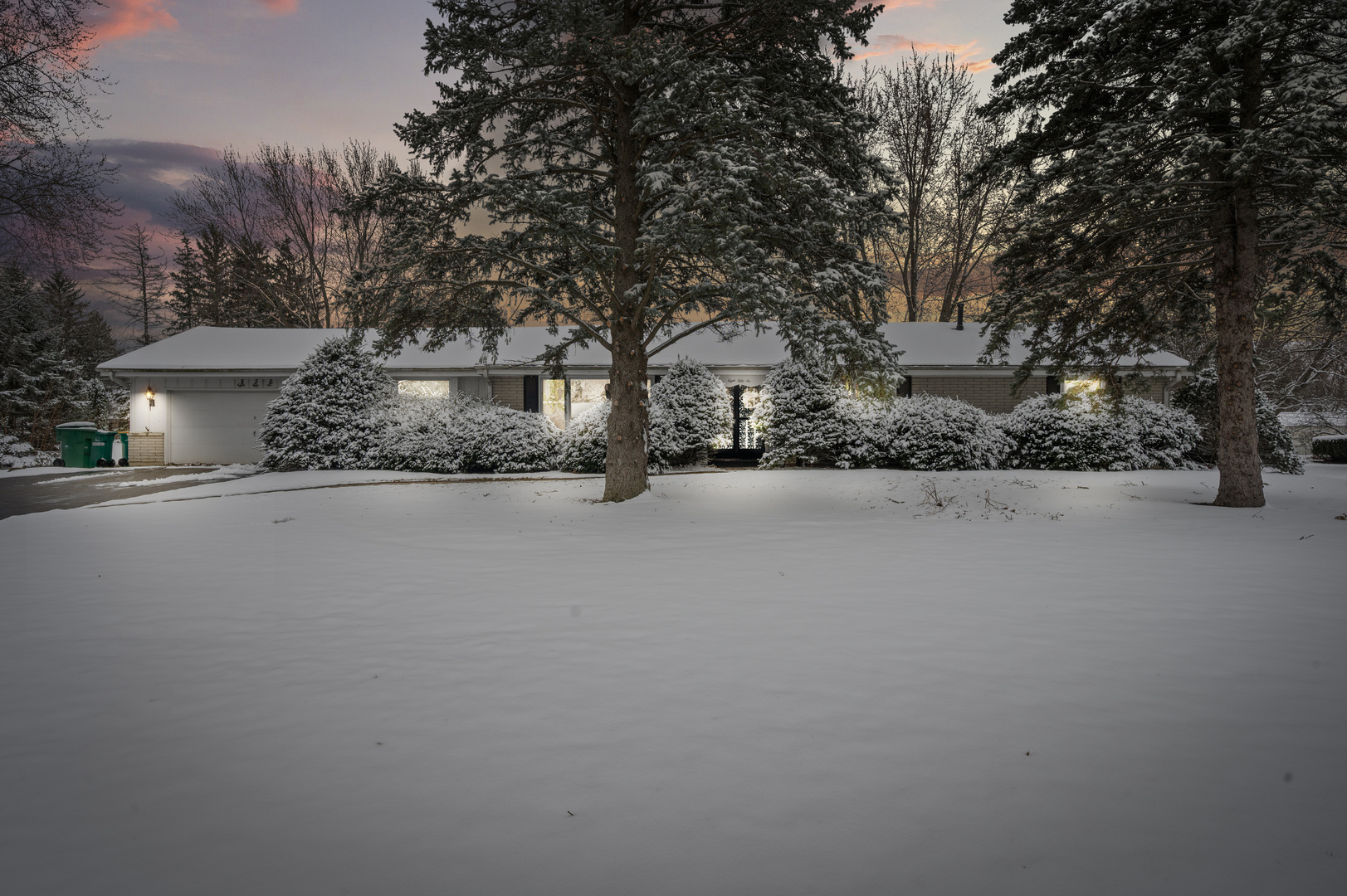 856 Sunset Lane Property Photo