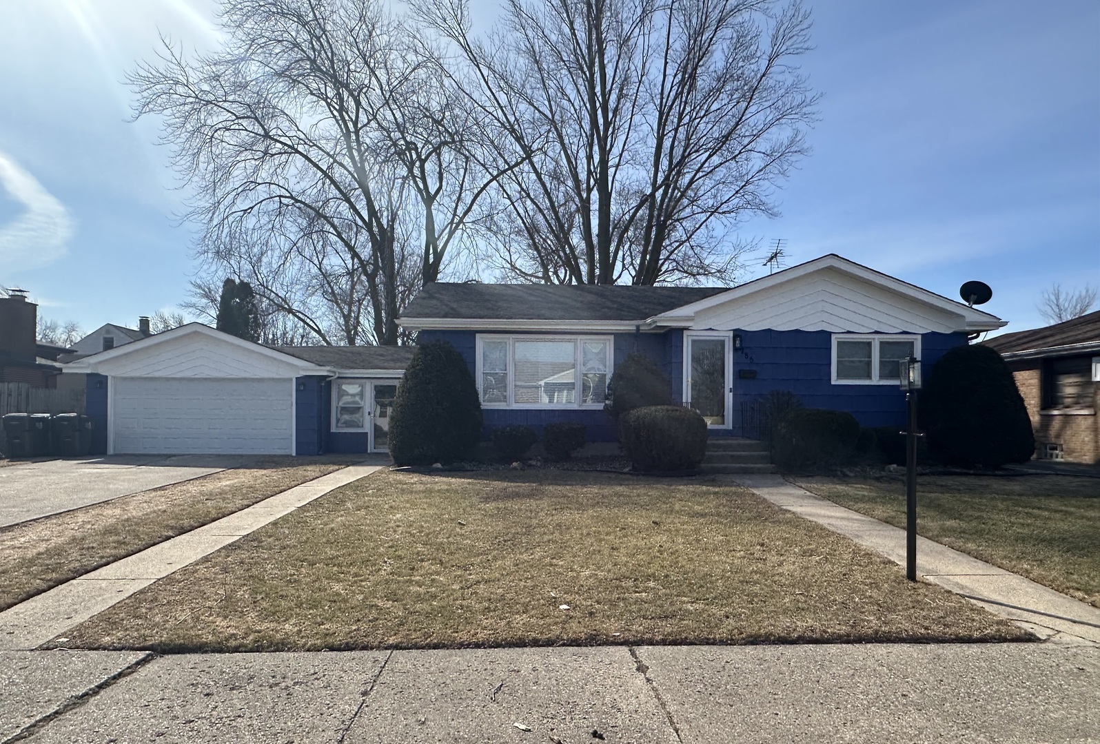 785 E 164th Street Property Photo
