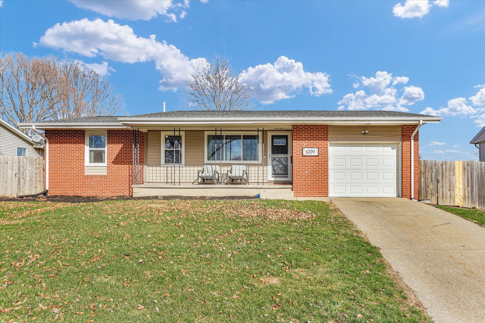1009 Poplar Street Property Photo