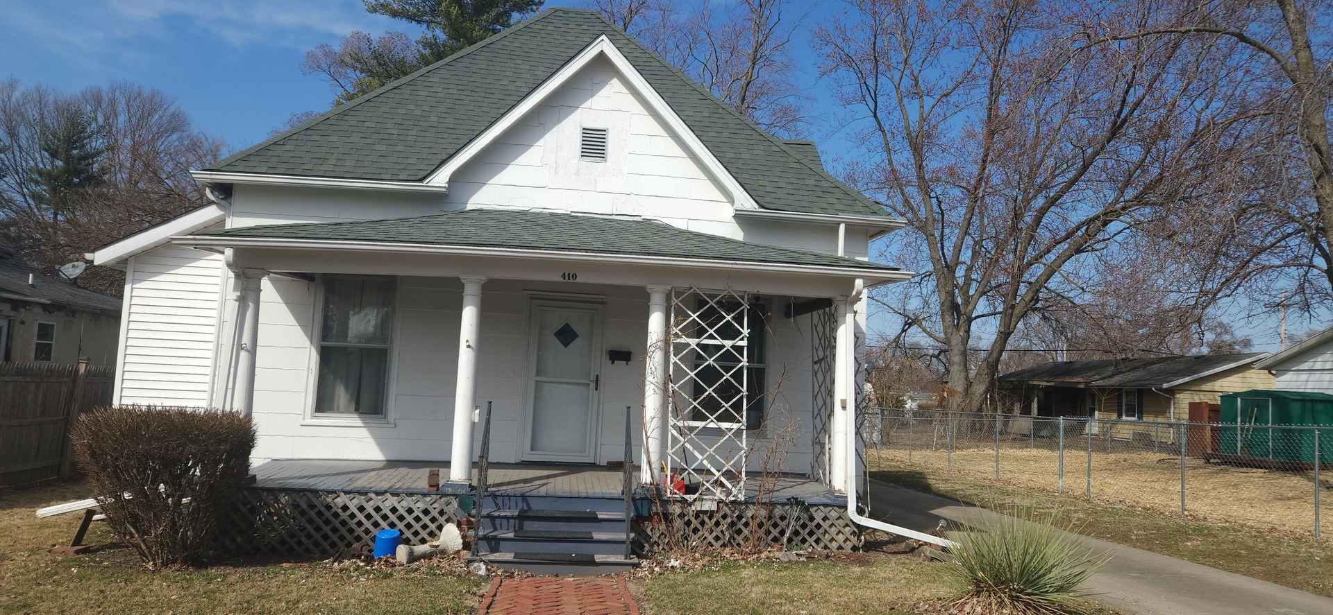 410 W Elm Street Property Photo