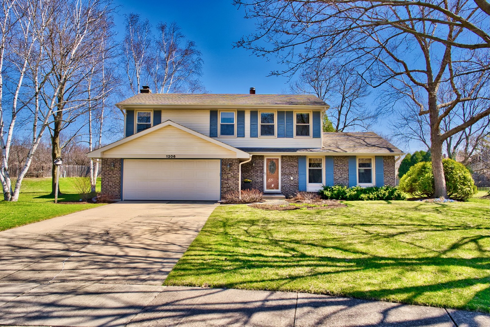 1206 Abbey Court Property Photo 1