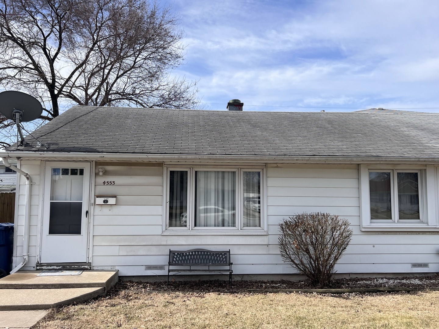 4553 W 89th Street Property Photo