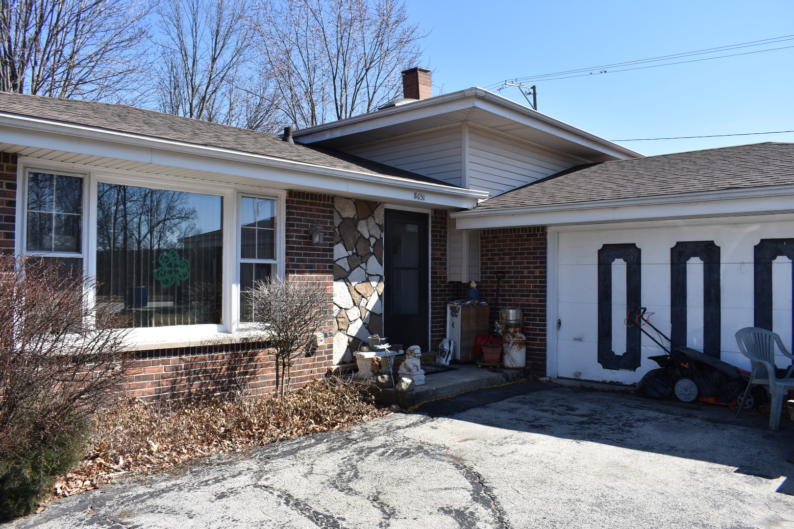 8651 Kean Avenue Property Photo