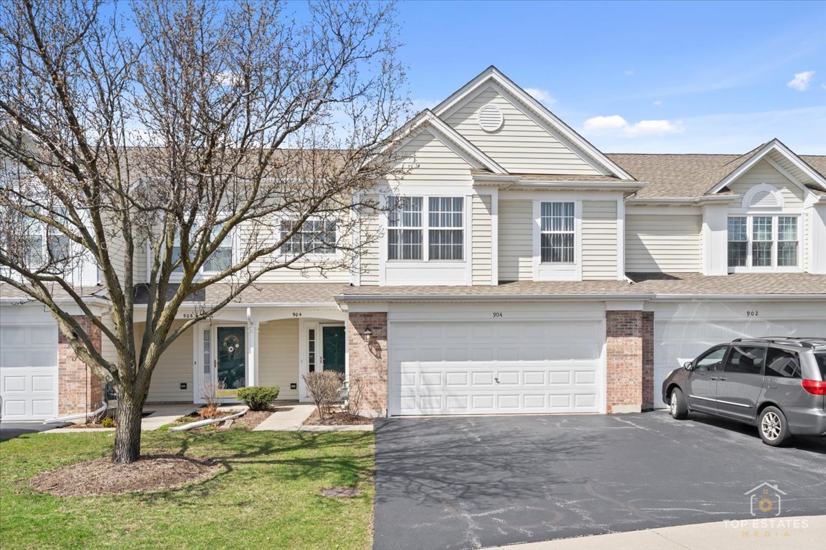 904 Waterford Lane Property Photo