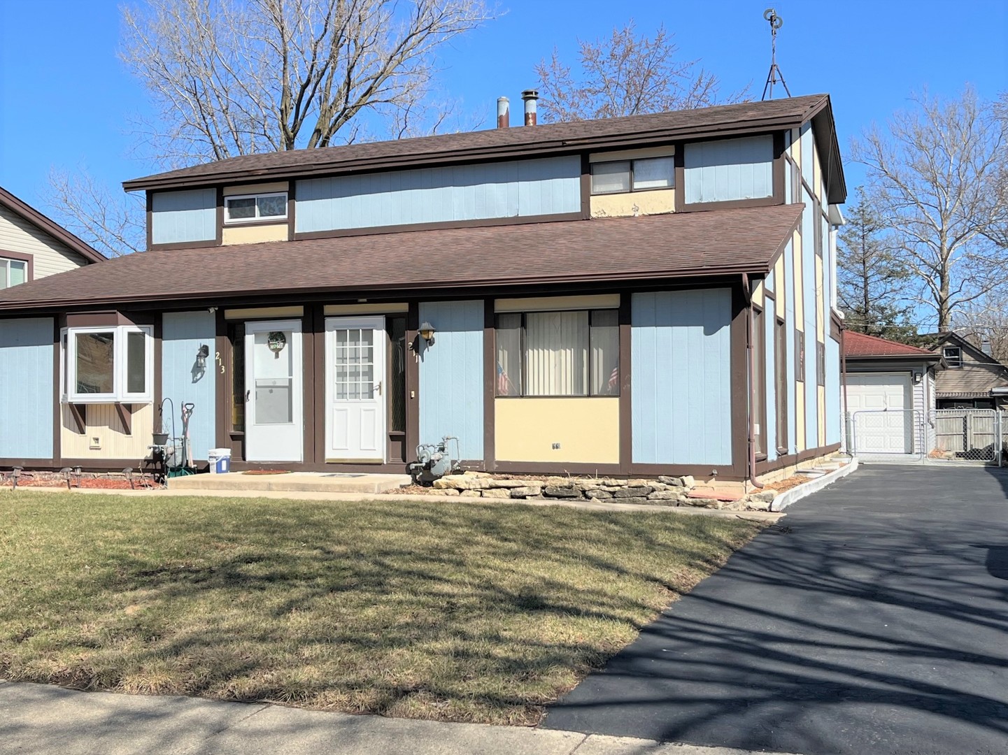 211 Troy Lane Property Photo