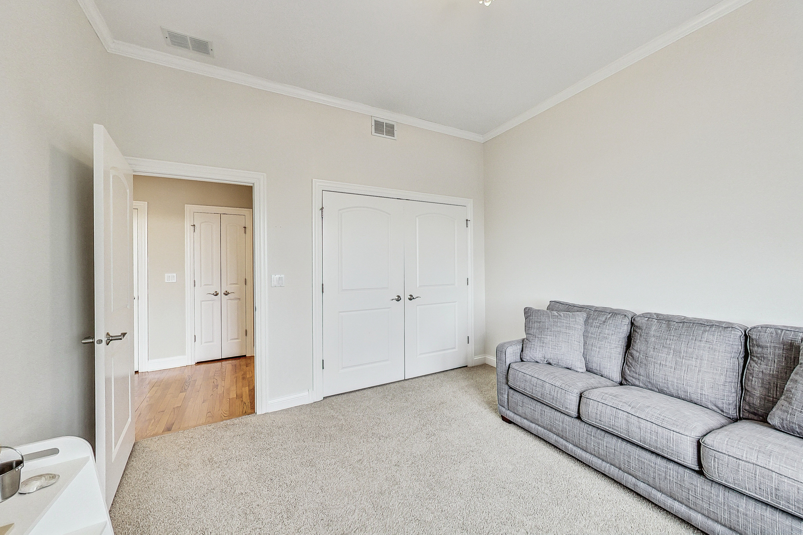 2238 W Belmont Avenue 4e Property Photo 26