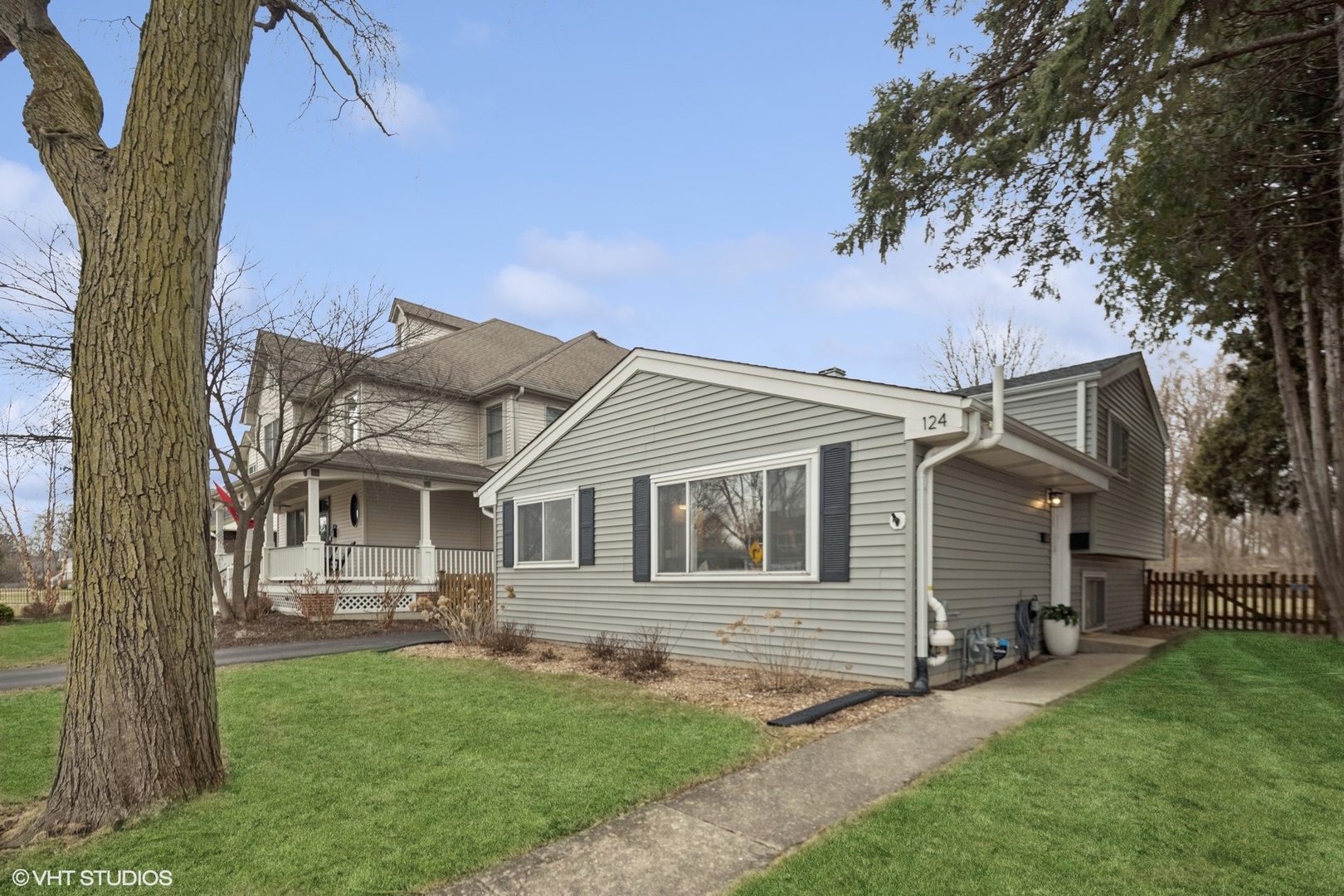 124 W Windsor Avenue Property Photo