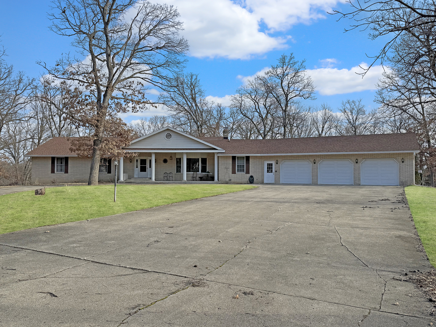 2027 Burd Haven Property Photo