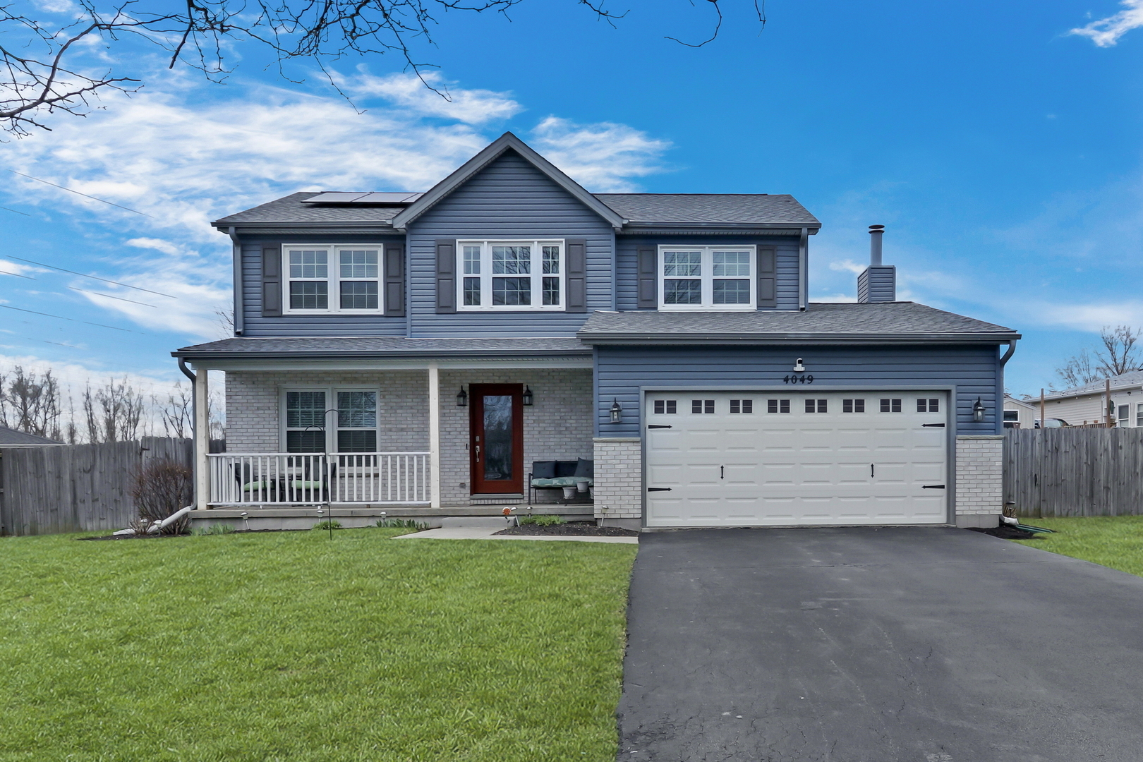 126 Real Estate Listings Main Image