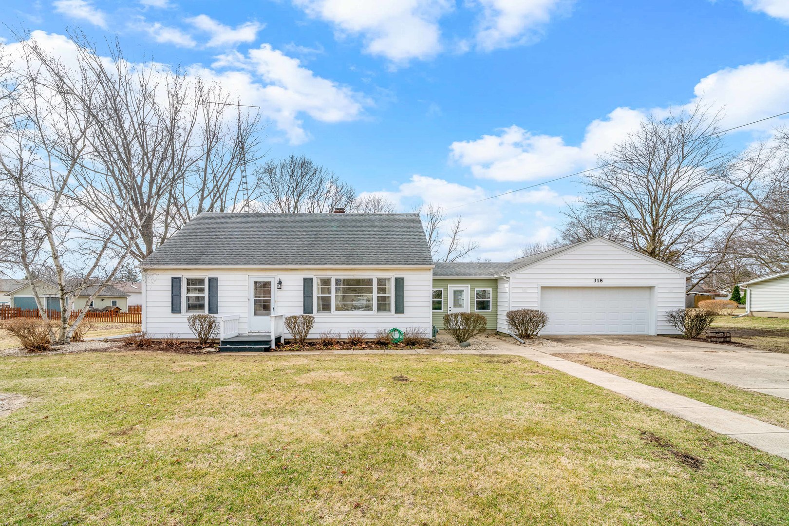 318 W 4th Street Property Photo