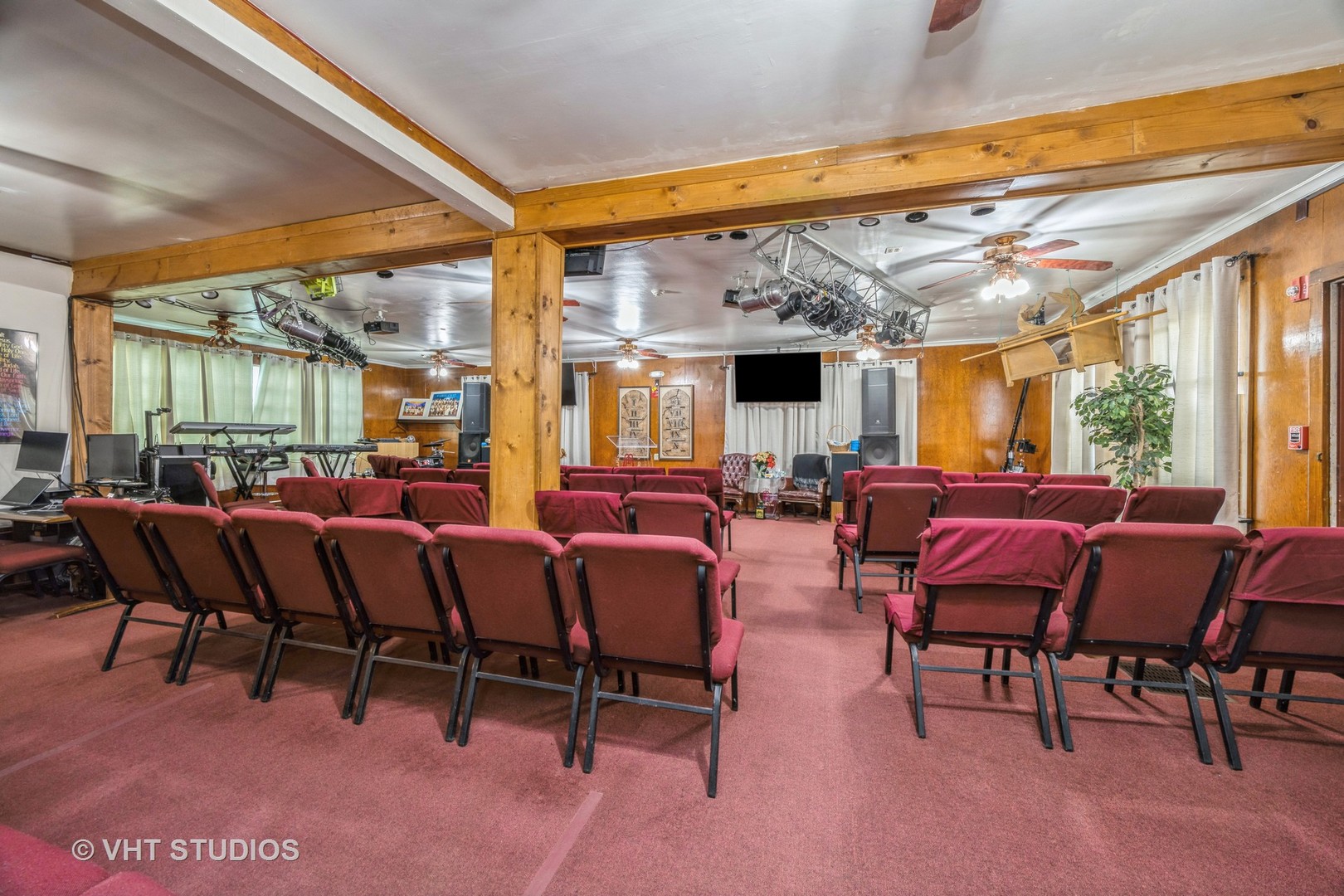 316 N Austin Boulevard Property Photo 12
