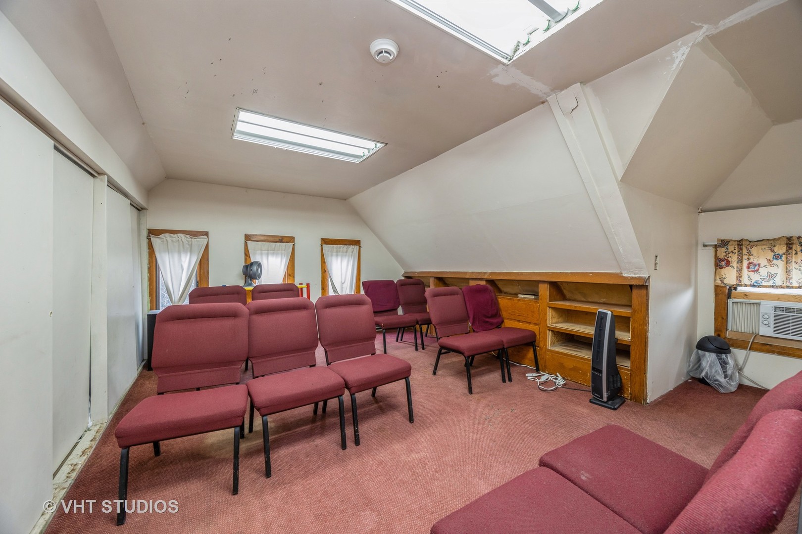 316 N Austin Boulevard Property Photo 17