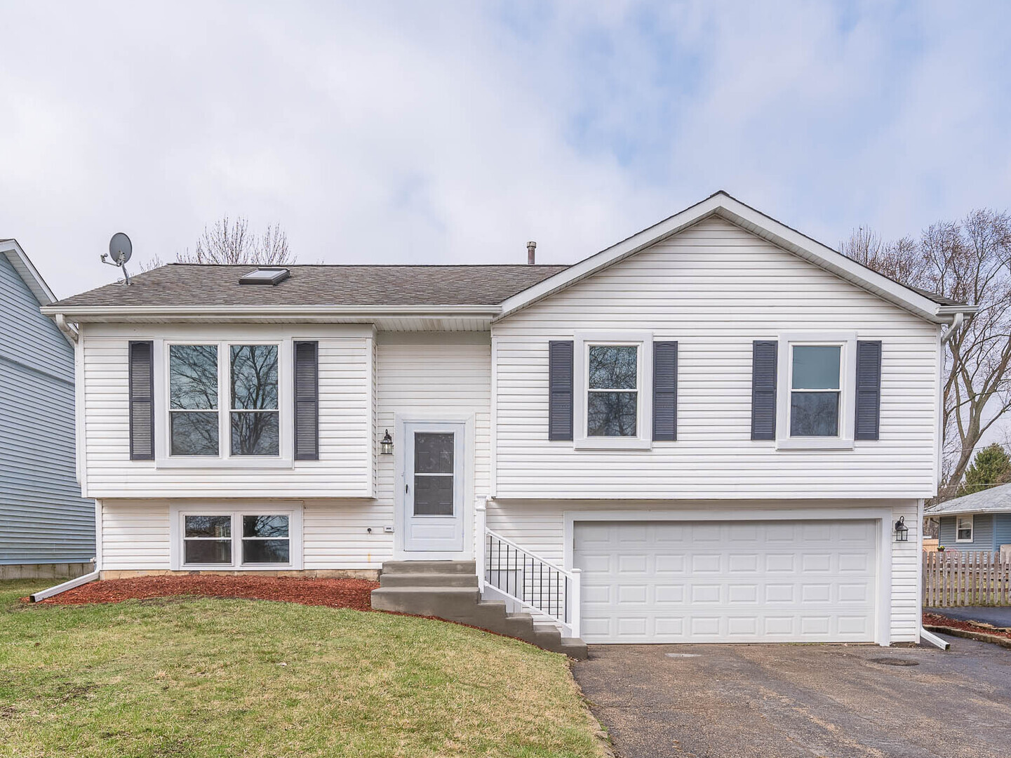 23678 N Valley Road Property Photo