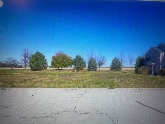 350-356 Clover Circle Property Photo