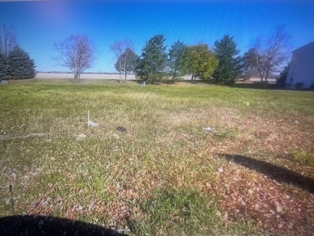 330-336 Clover Circle Property Photo