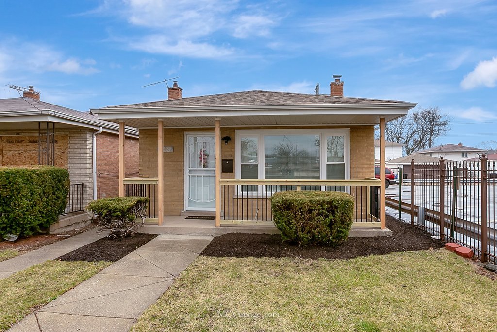 11527 S Ashland Avenue Property Photo