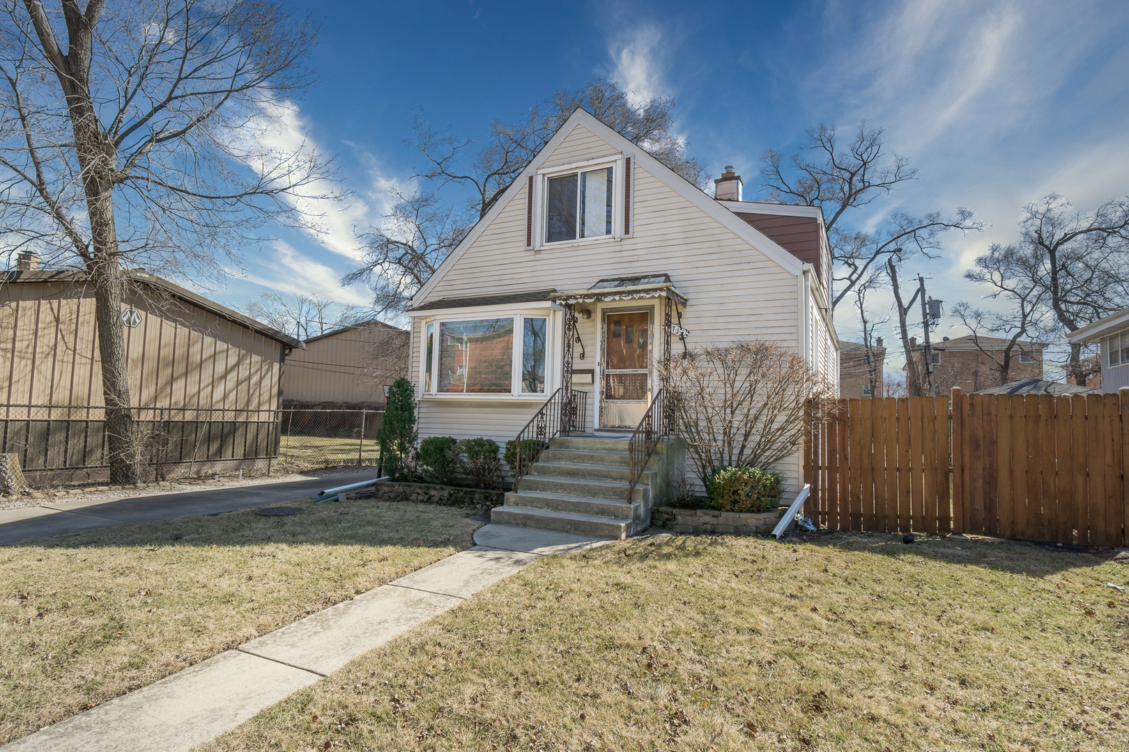 8715 Ridge Street Property Photo