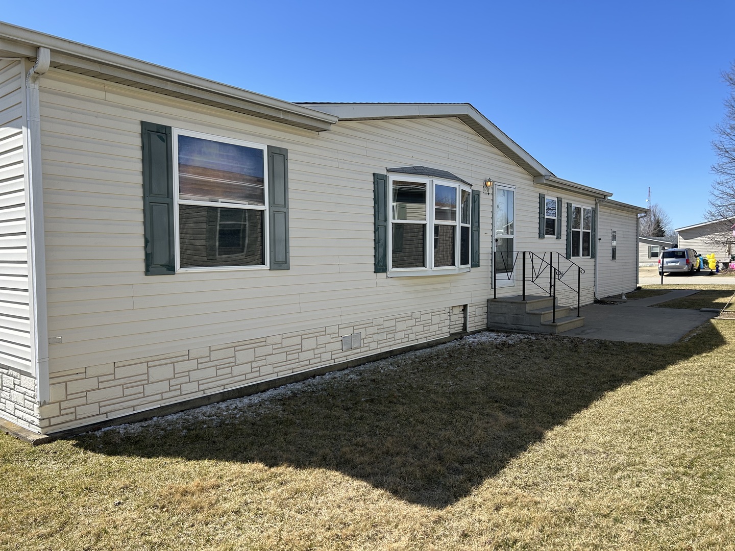 2230 Sunrise Drive Property Photo