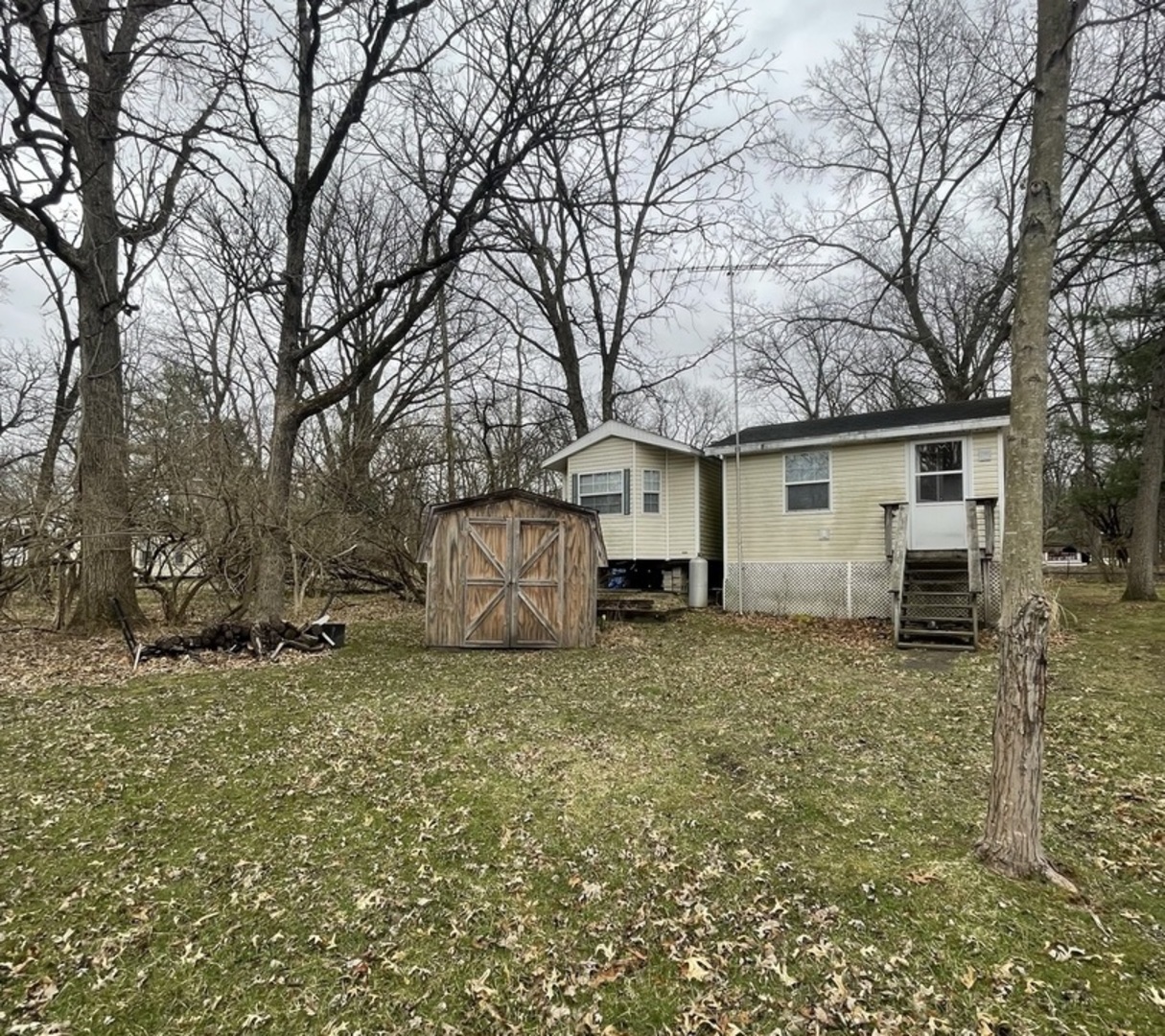 17-44 Woodhaven Lakes Property Photo 4