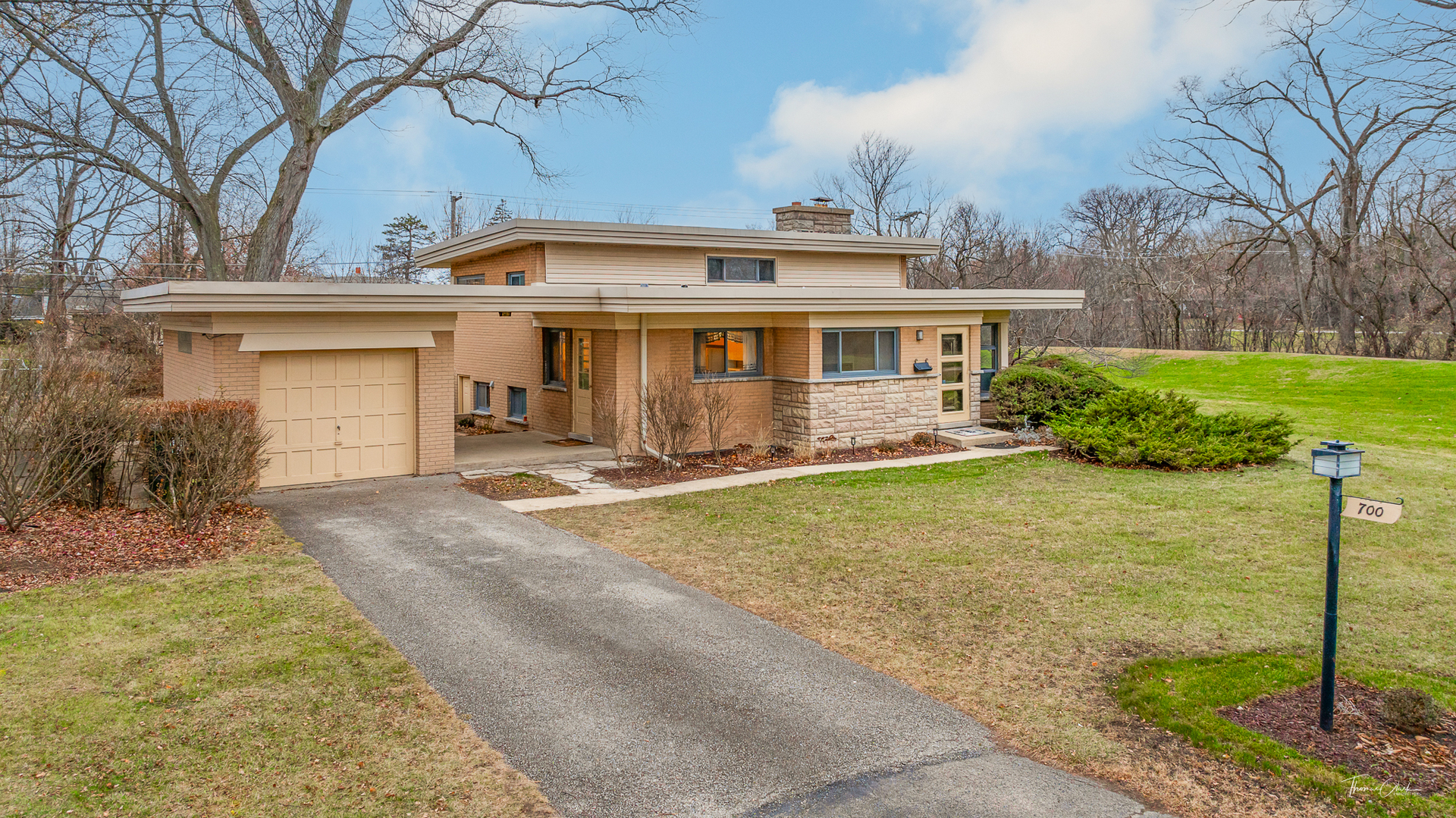 700 S Na Wa Ta Avenue Property Photo