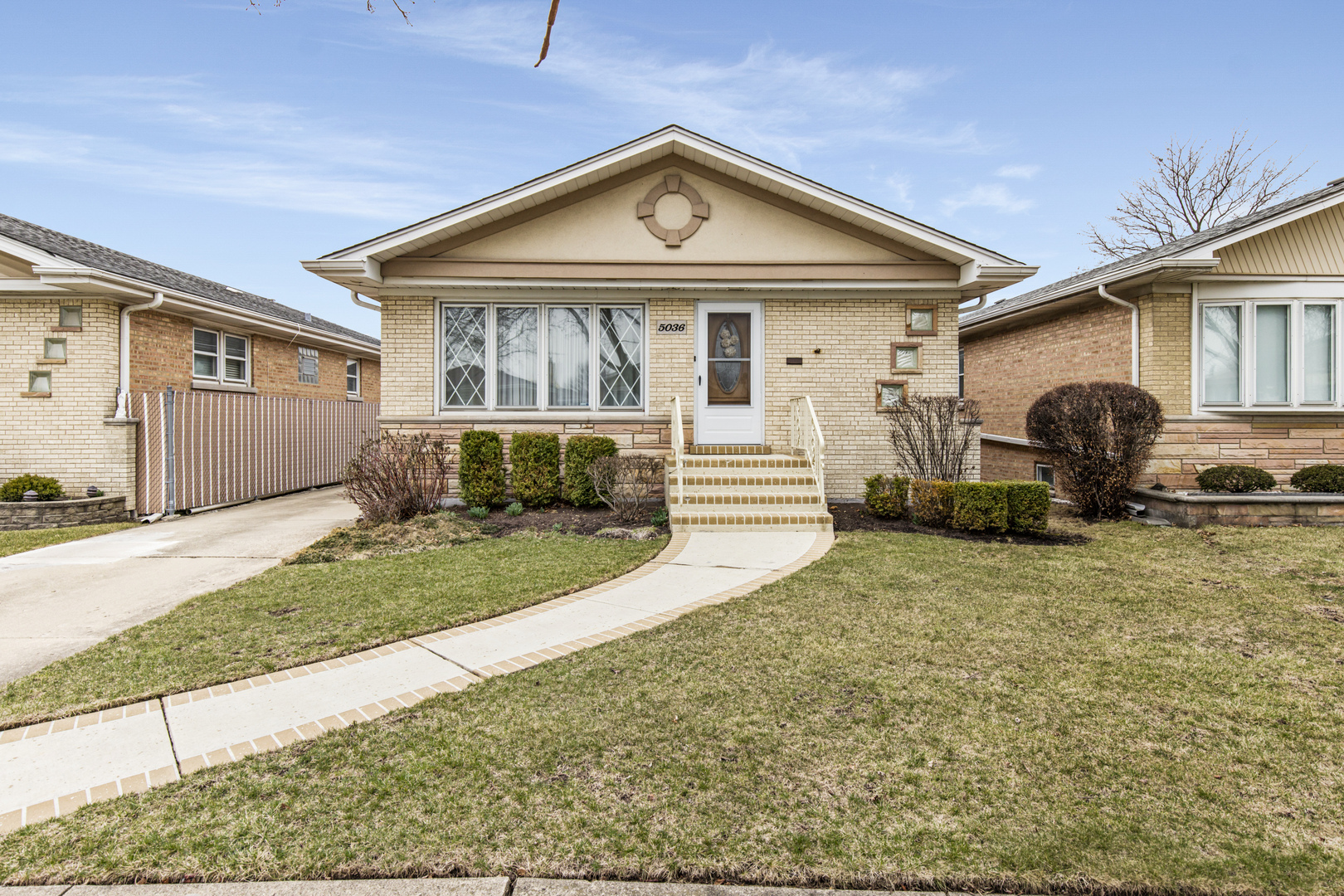 5036 N Knight Avenue Property Photo