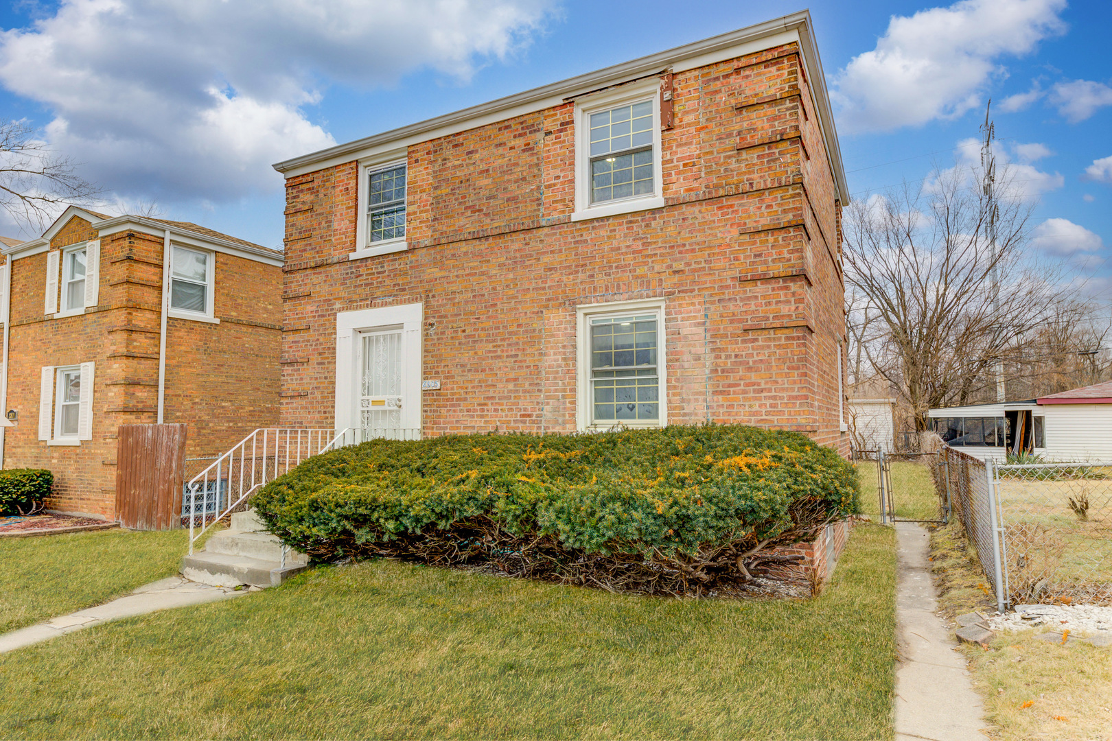 8805 S Eggleston Avenue Property Photo