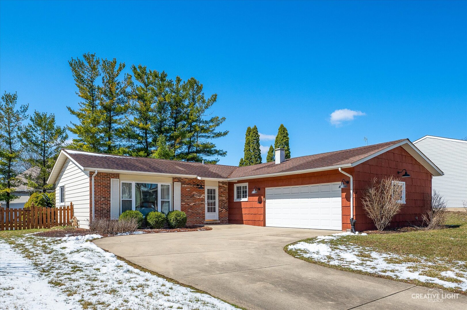 1956 Cambridge Lane Property Photo