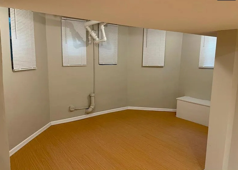 1123 W North Shore Ave Property Photo 12