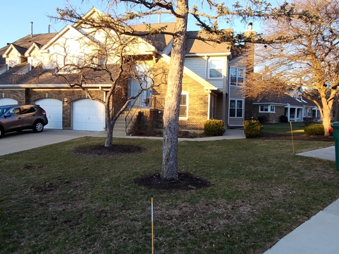 225 Willow Parkway Property Photo