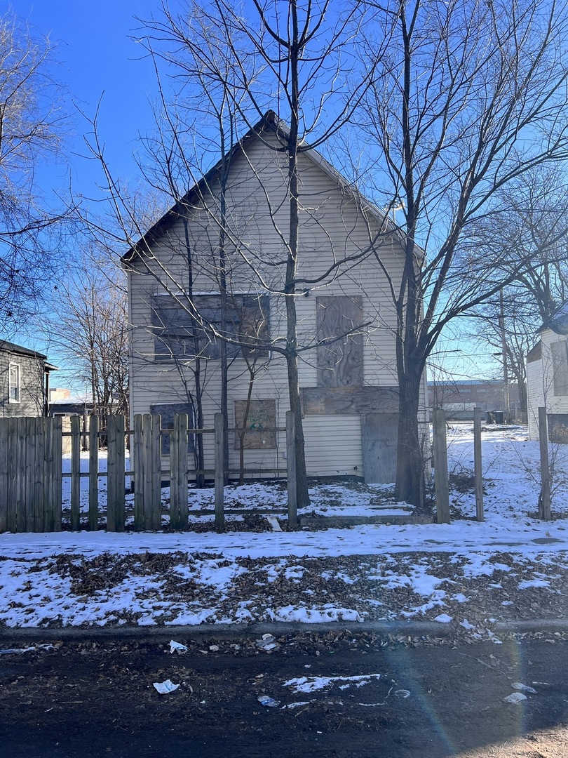 Real Estate Main Image