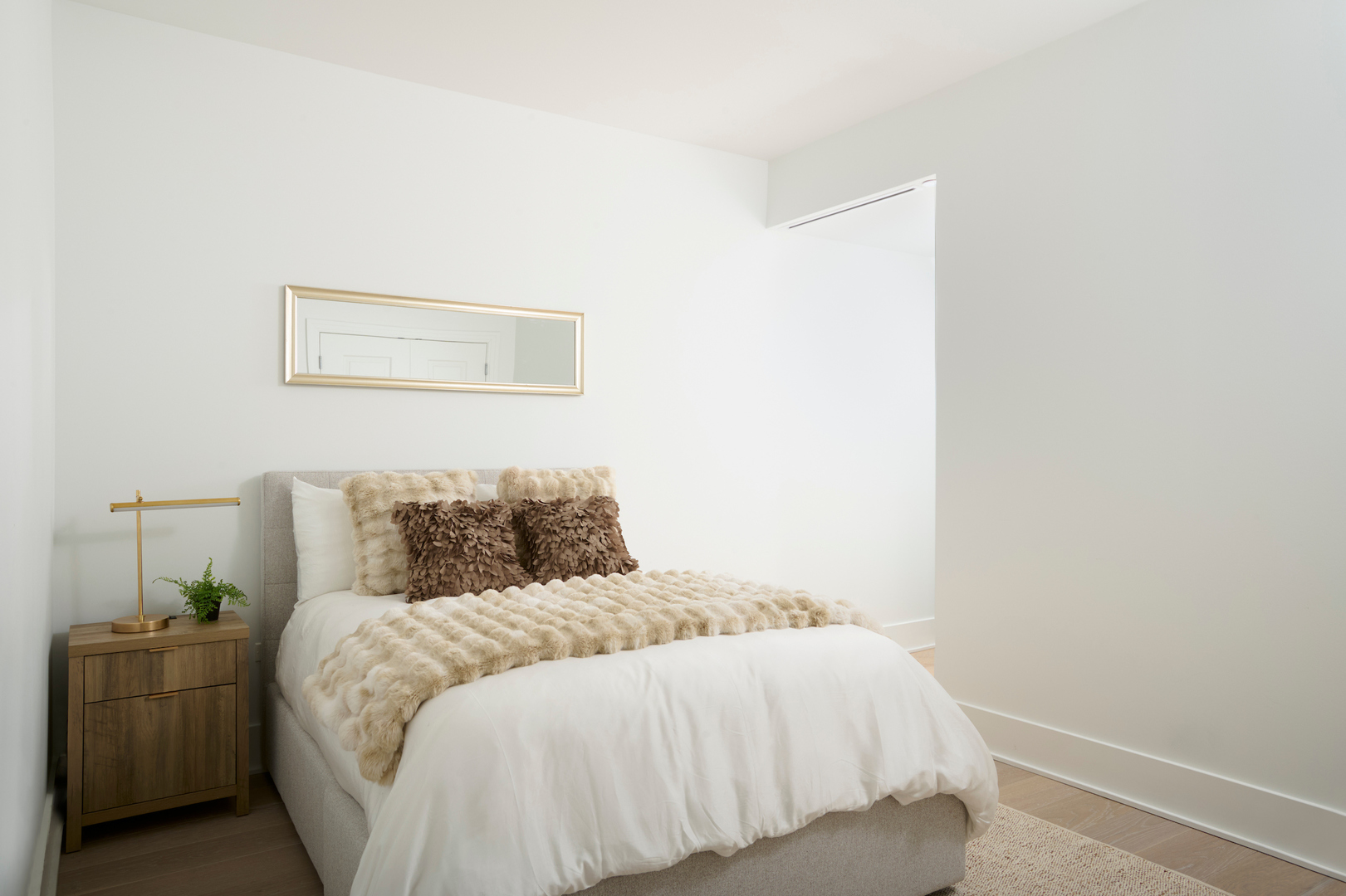 363 E Wacker Drive 2201 Property Photo 20