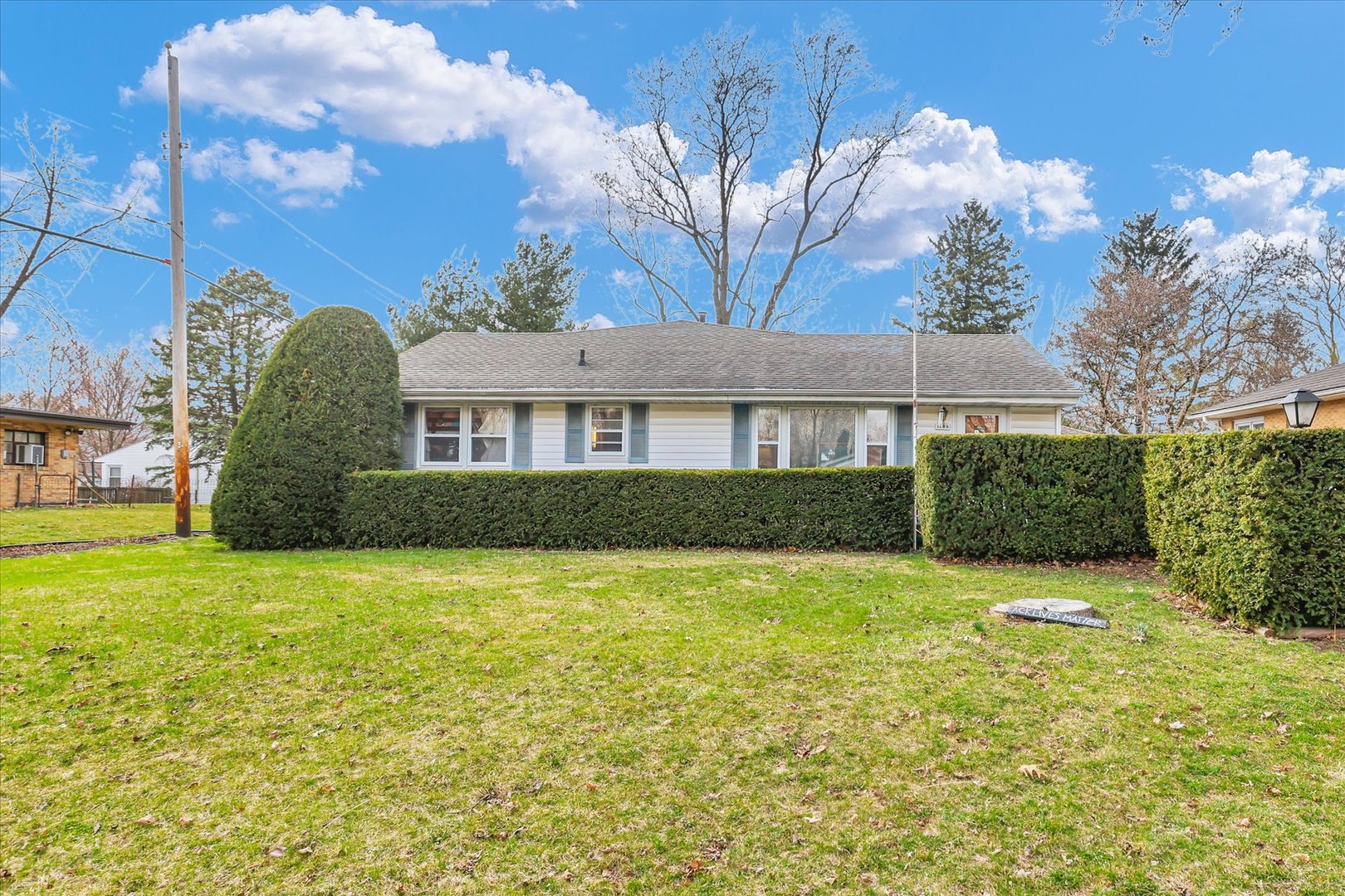 1009 S Victor Street Property Photo