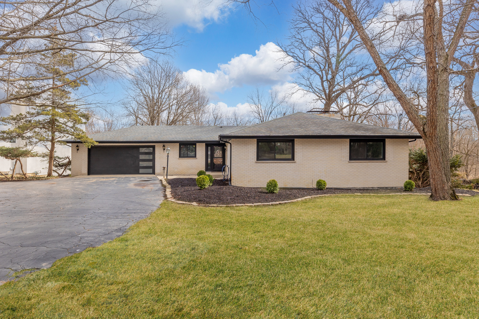 18847 Ruth Drive Property Photo