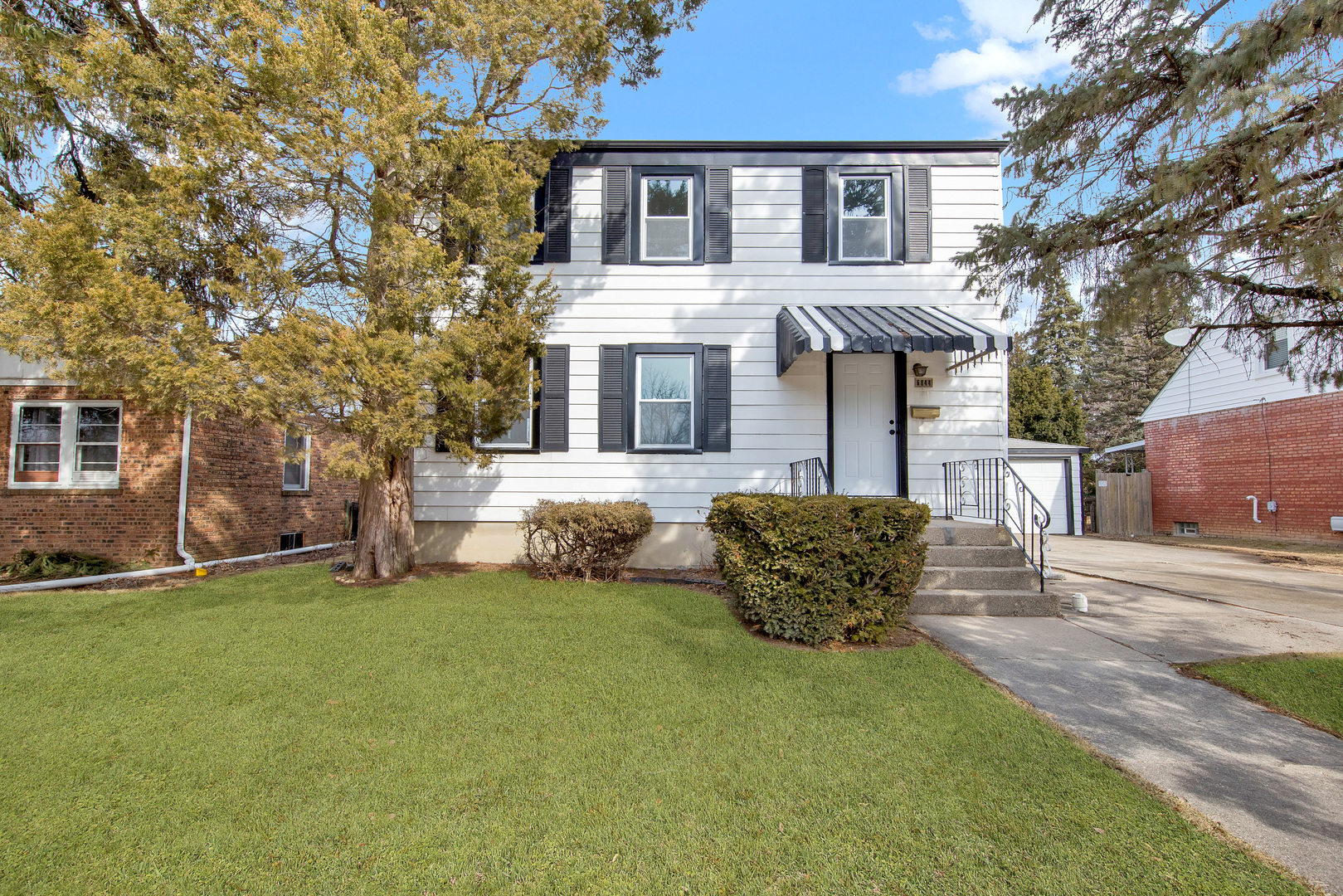 6844 171st Street Property Photo