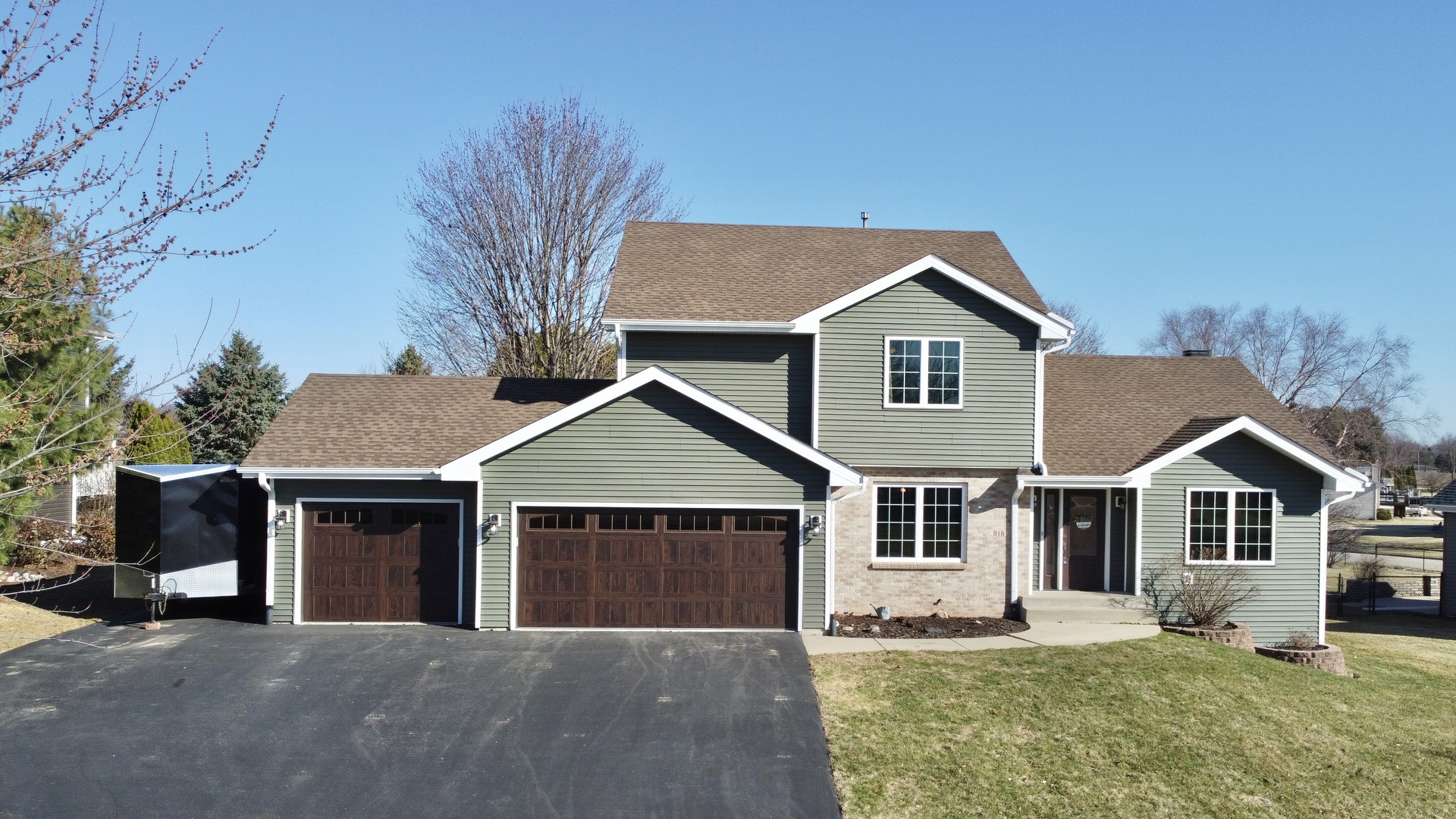 916 Gregory Way Property Photo