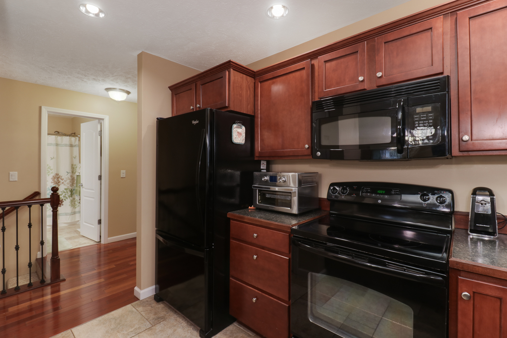 1015 Wartburg Drive Property Photo 11