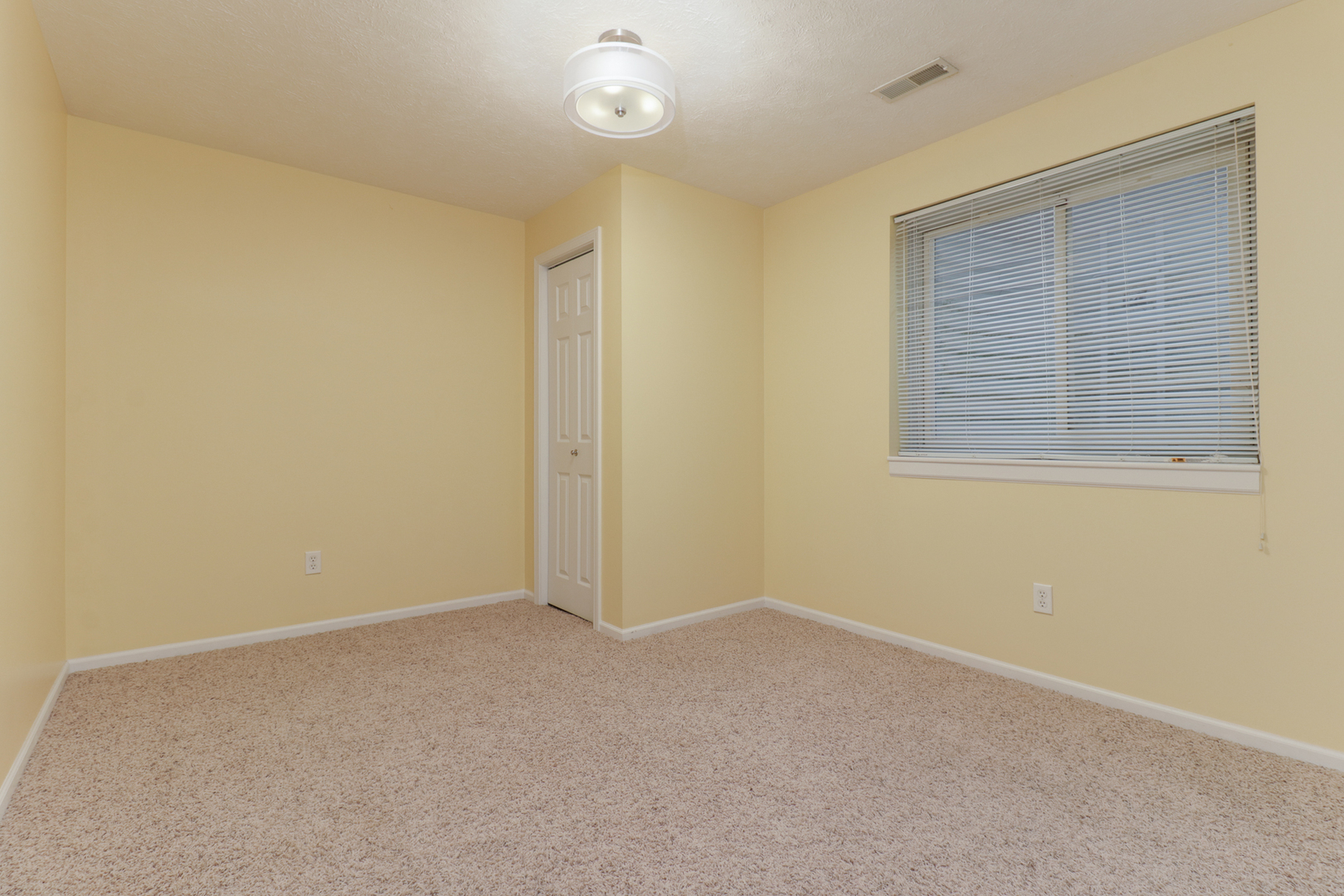 1015 Wartburg Drive Property Photo 28