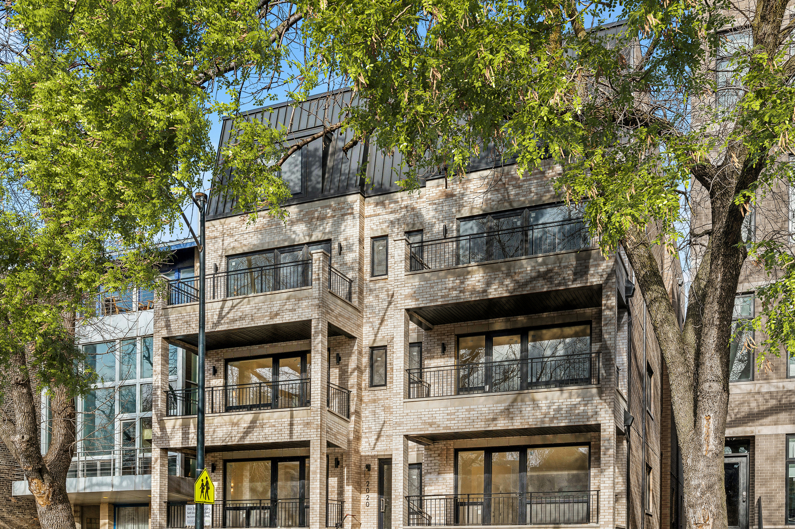2020 W Webster Avenue 3w Property Photo