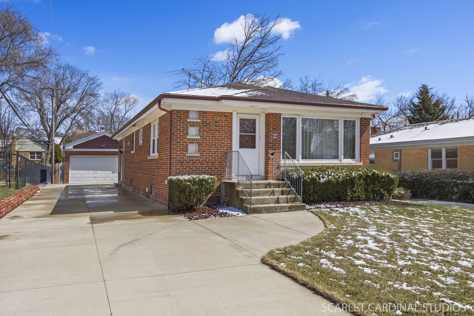 927 S Chatham Avenue Property Photo