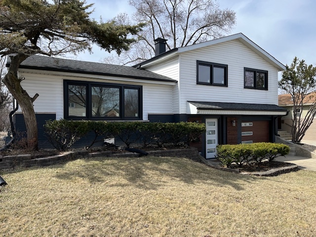 8944 S Maple Lane Property Photo